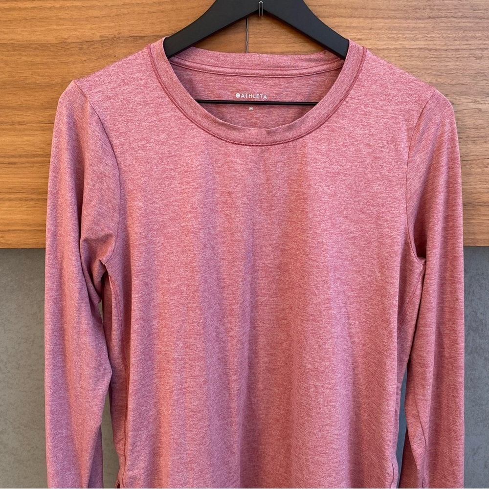 Athleta up-tempo long sleeve shirt, Size M - Picture 6 of 9